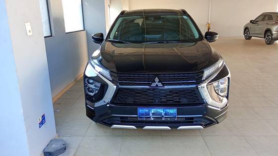 MITSUBISHI ECLIPSE CROSS 1.5 MIVEC TURBO GASOLINA HPE-S CVT MITSUBISHI ECLIPSE CROSS 1.5 MIVEC TURBO GASOLINA HPE-S CVT